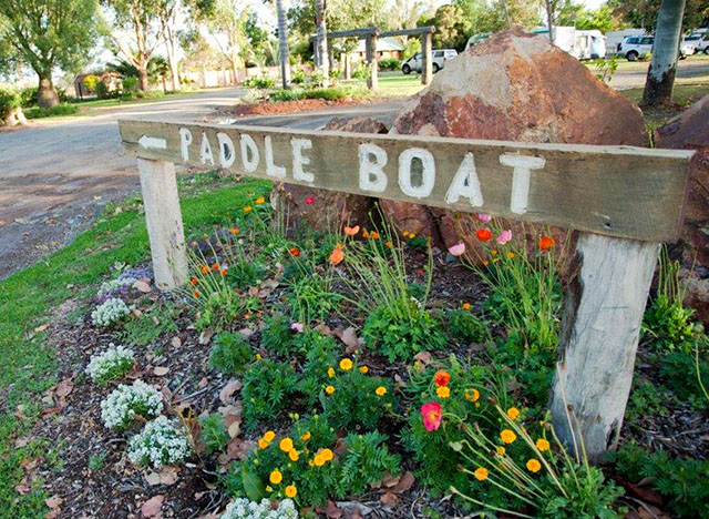 kidmans-camp-paddle-boat-sign